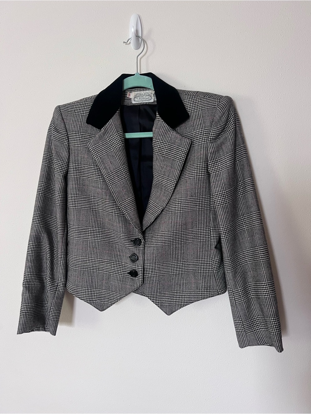 Vintage Cropped Blazer